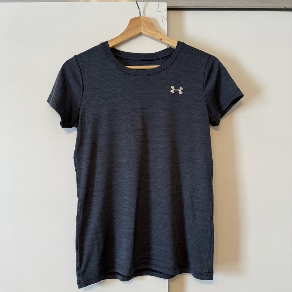 Under Armour Women's Dark Gray Short Sleeve Tee